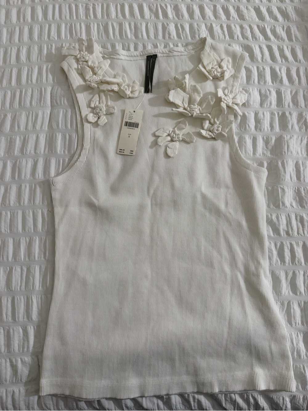 By Anthropologie 3D Floral Tank - Picture 3 of 4